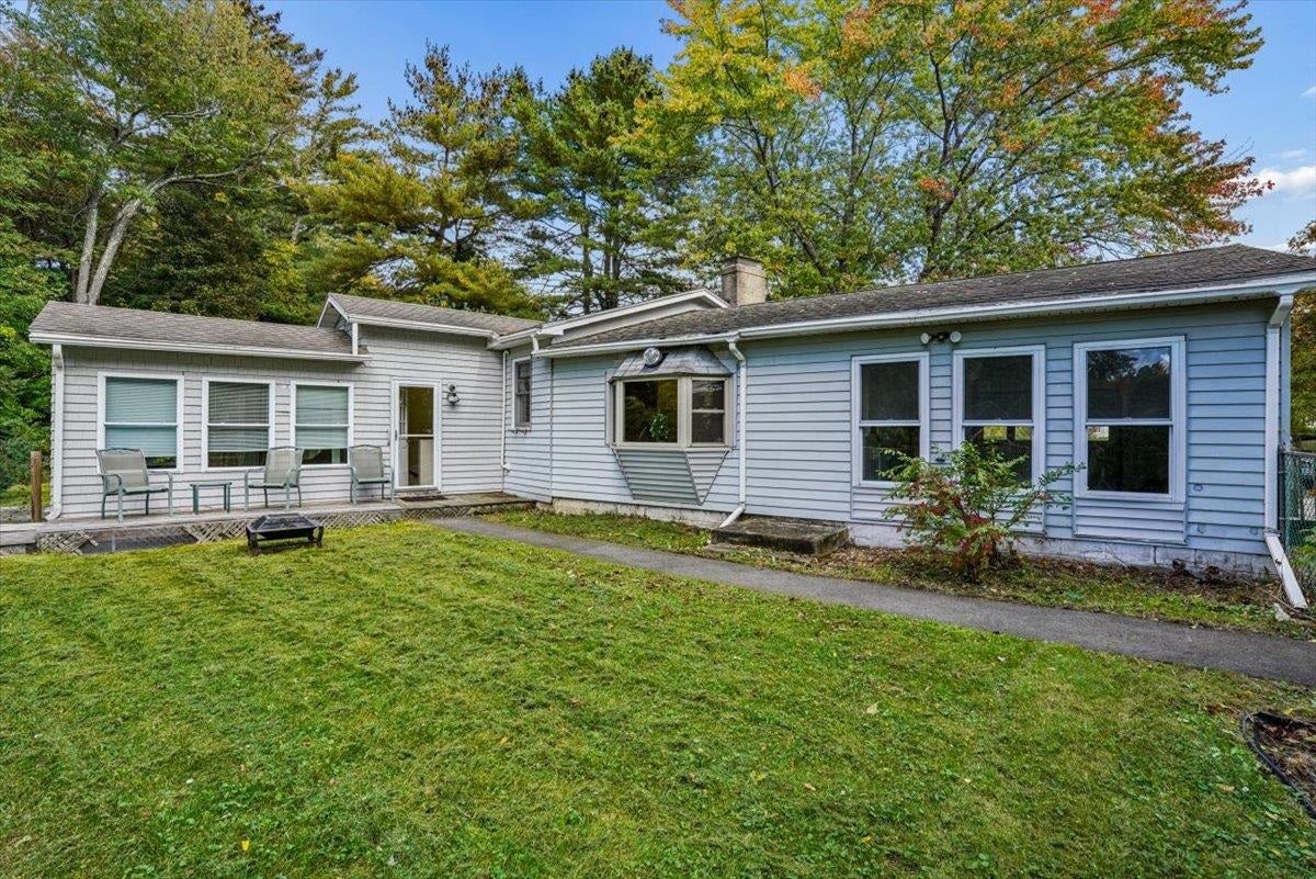 20 Suzanne Drive, Portsmouth, NH 03801