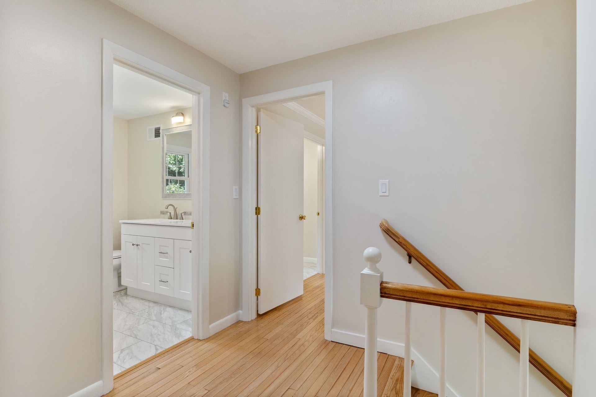 2nd Floor Landing