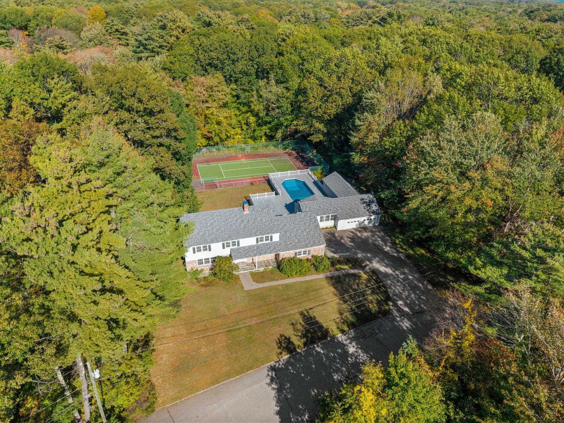 2 Regina Road, Portsmouth, NH 03801