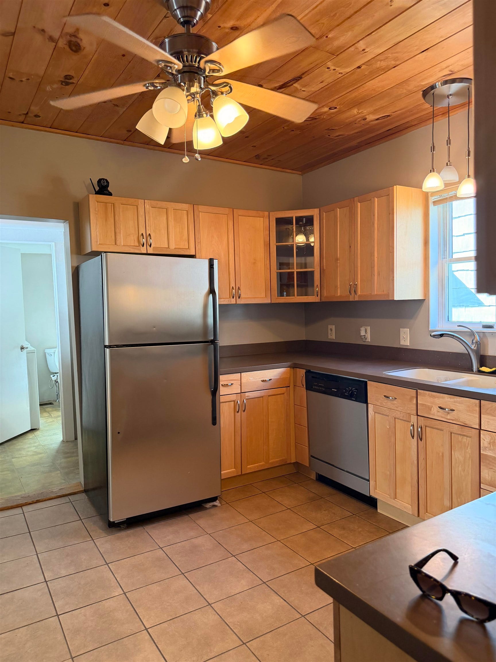 439 Laurel Street, Manchester, NH 03103