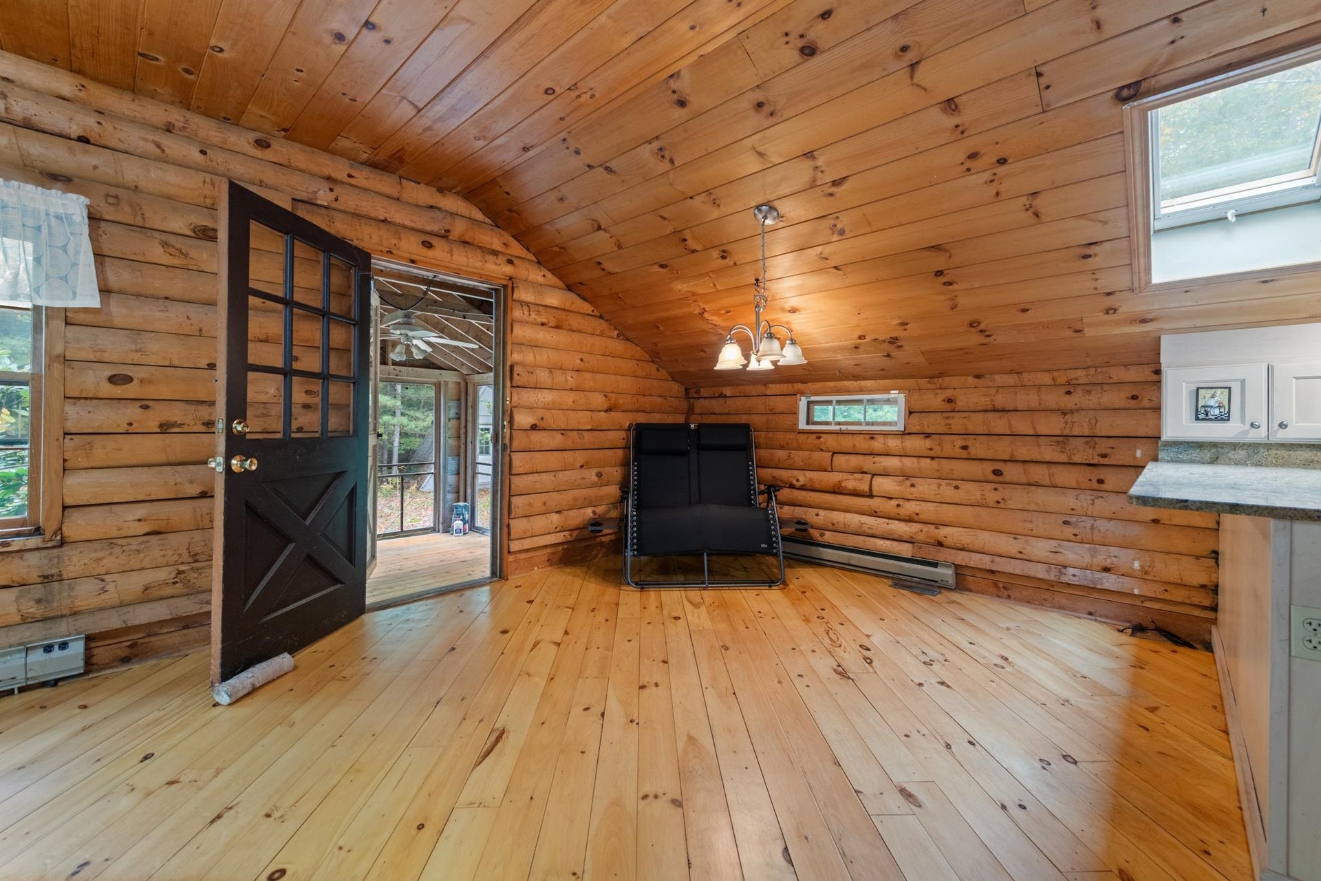 98 Cooper Road, Hebron, NH 03241