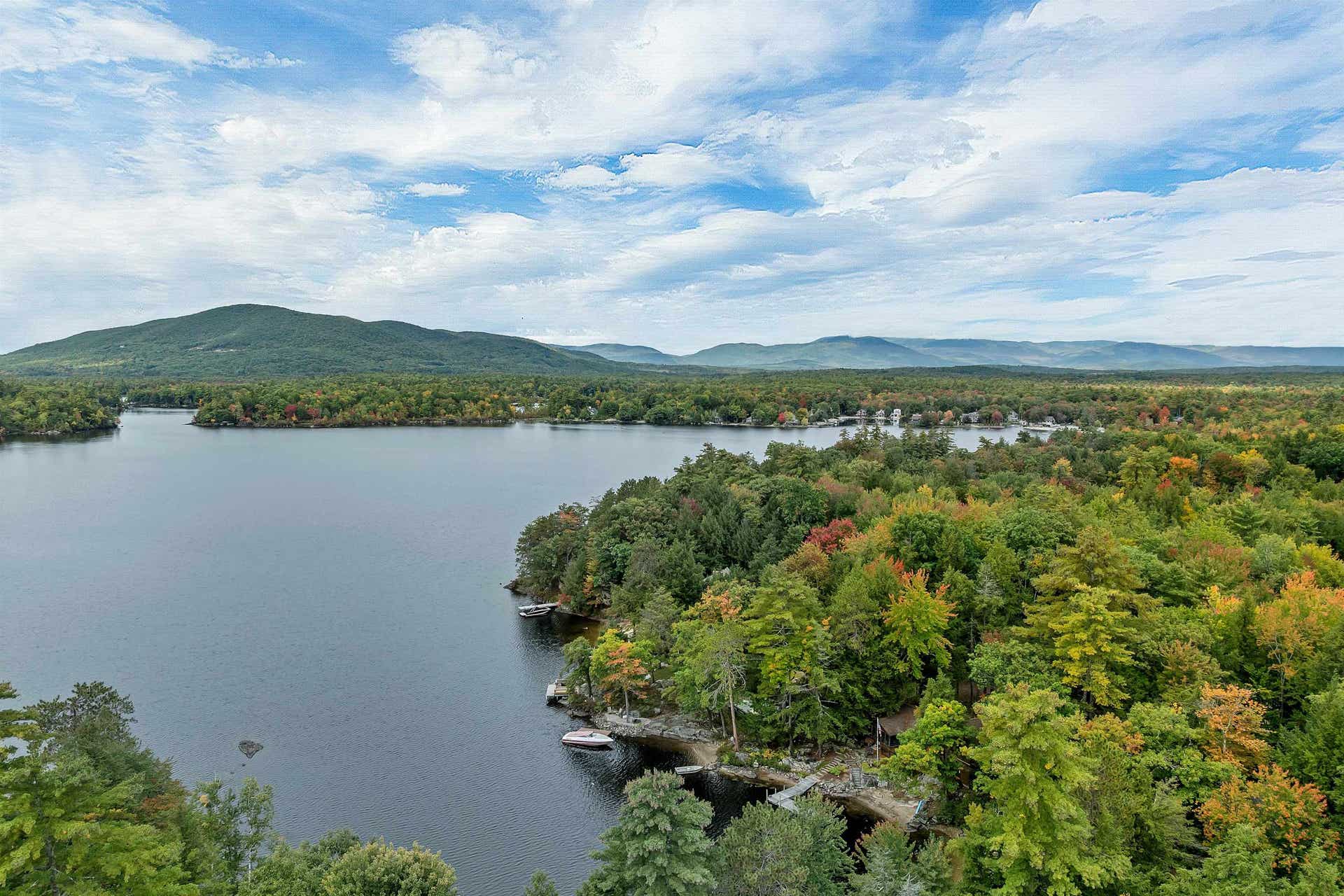 118 Castle Shore Road, Moultonborough, NH 03254