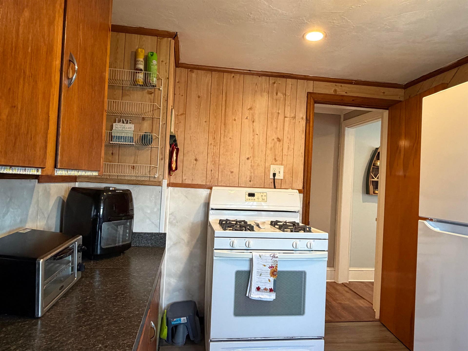 24 Campton Street, Hampton, NH 03842