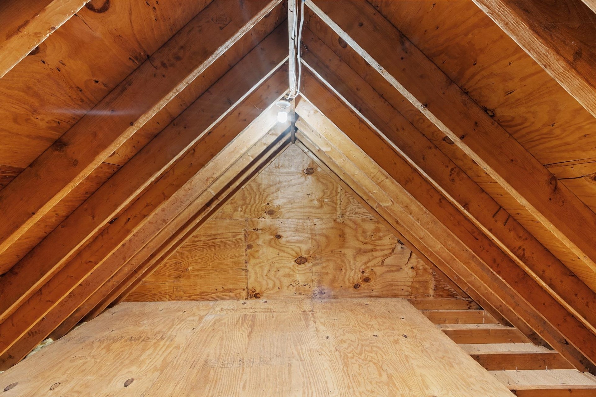 94 Bunker Hill Road, Auburn, NH 03032