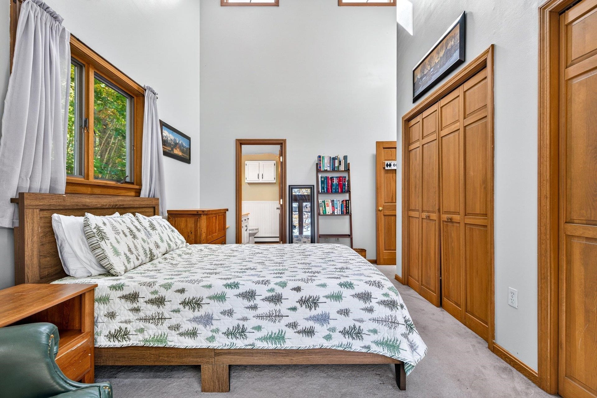 6 Town Farm Road, Springfield, VT 05156