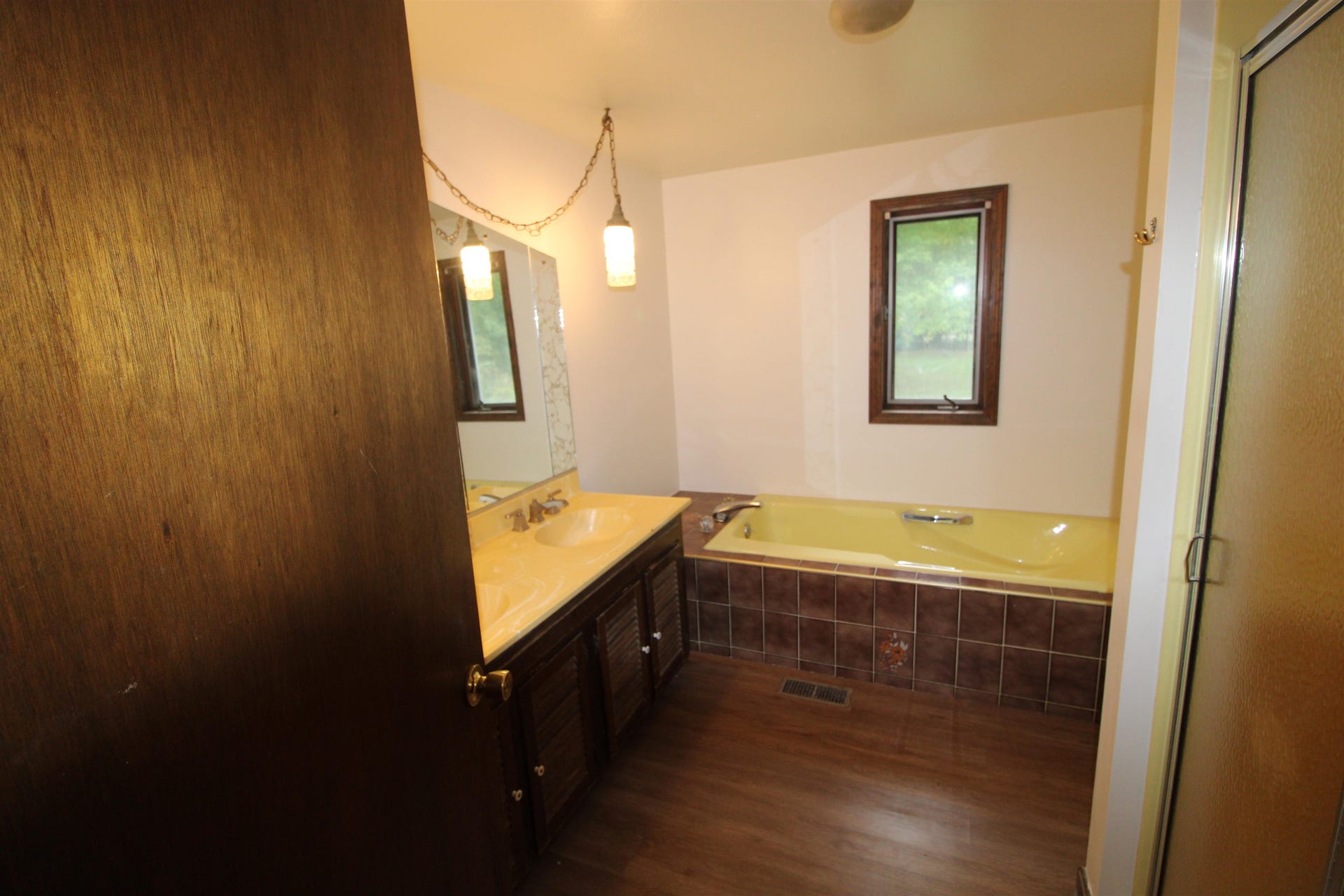 6 Beaver Path, Hudson, NH 03051
