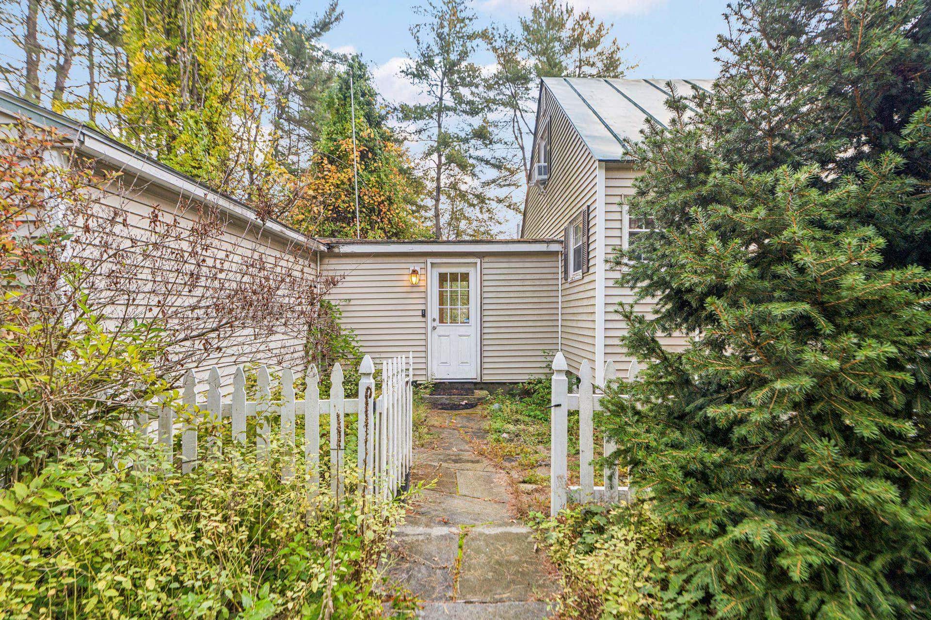 459 Route 5 South, Windsor, VT 05089