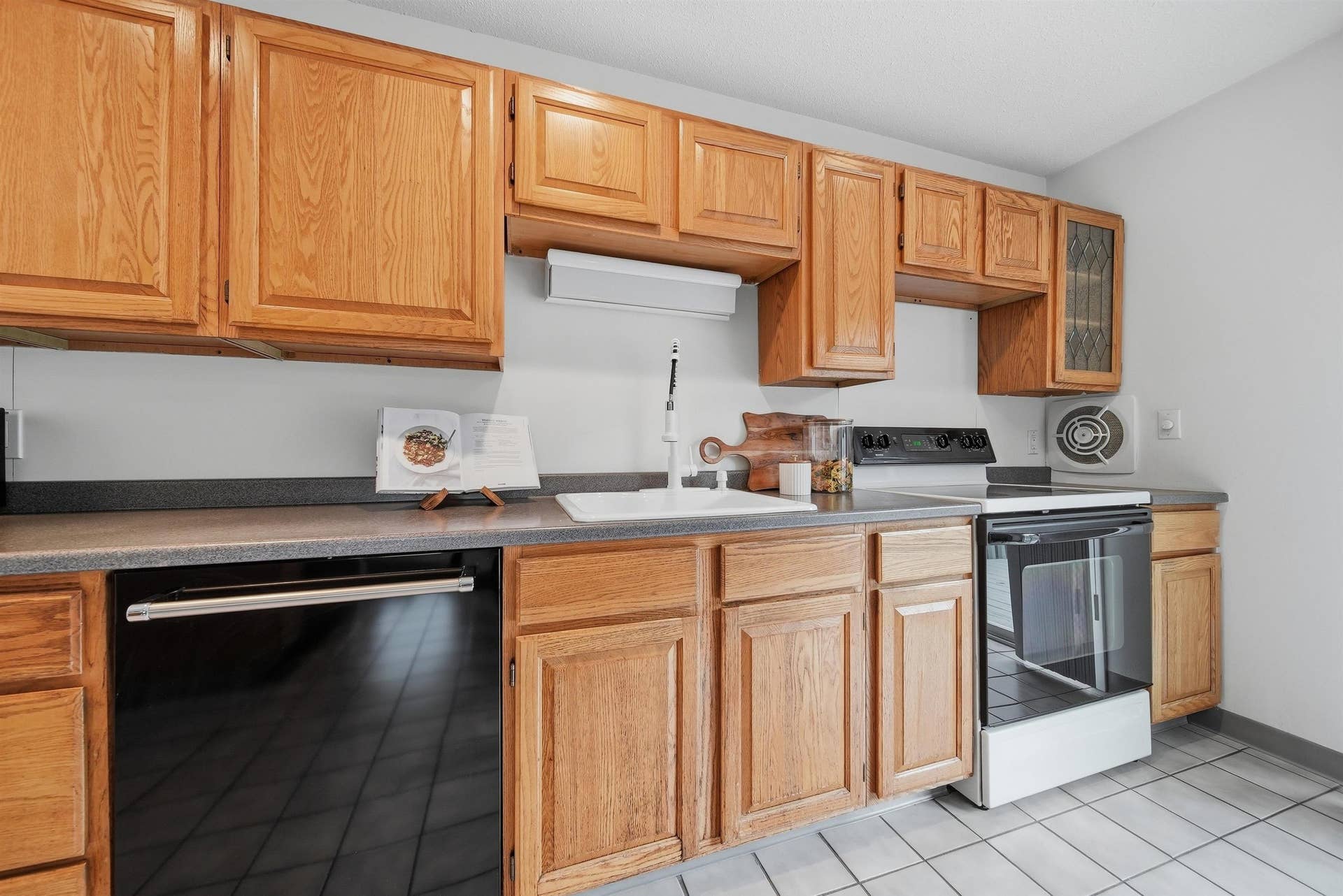 13 Carr Street, Franklin, NH 03235
