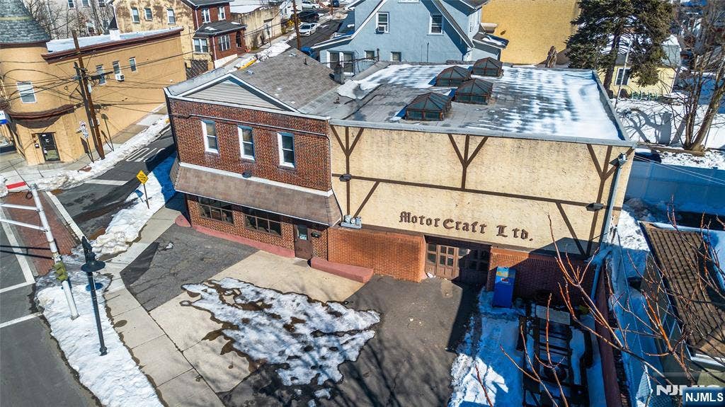 307 Paterson Ave, East Rutherford, NJ 07073
